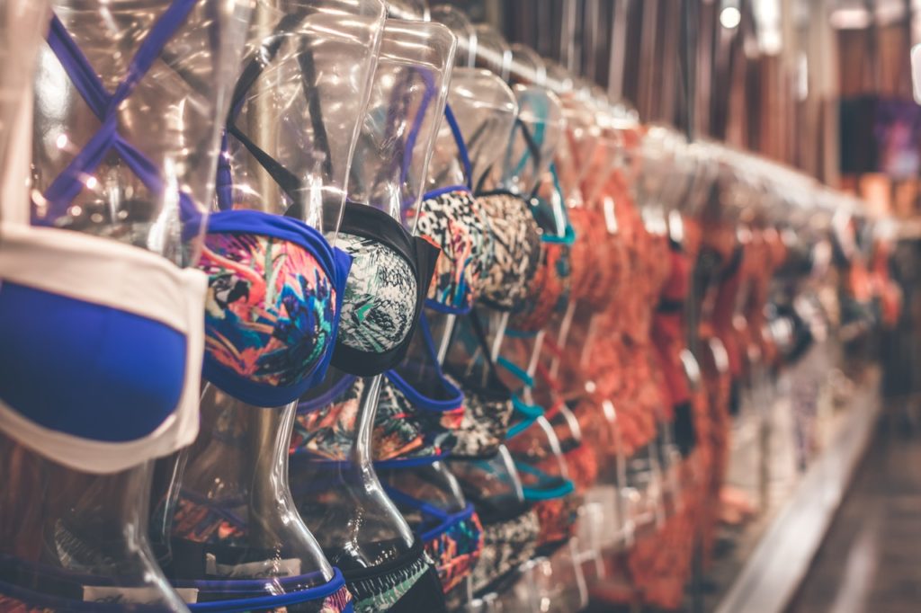 Jak zmierzyć i dobrać rozmiar stanika?